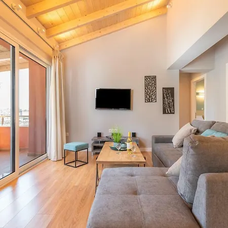 The Attic Apartment Kato Korakiana